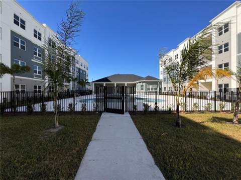 1213 Southstation Place #404, Orlando FL - photo 13 of 23