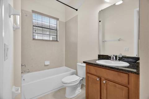10429 Stapeley Dr, Orlando FL - photo 10 of 59