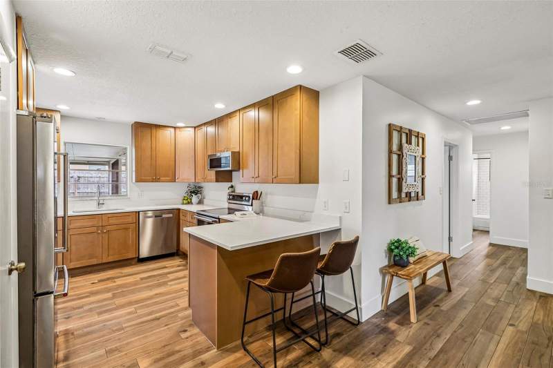 4 bedroom Single Family Residence at 1519 Glastonberry Road, Northgate, Maitland — photo 4