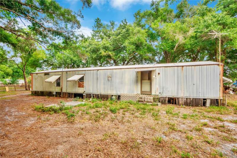 3 bedroom Mobile Home at 124 6TH WAHNETA STREET, WAHNETA FARMS, WINTER HAVEN — photo 1