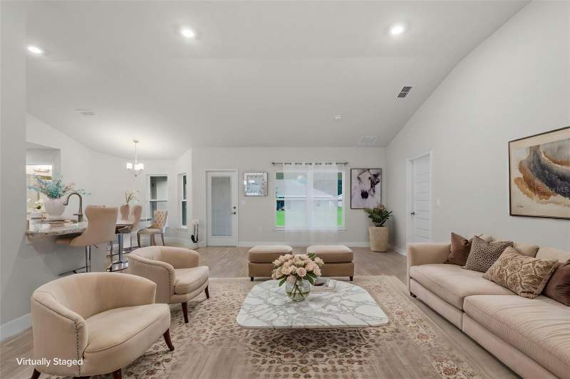 4 bedroom Single Family Residence at 5479 Knights Landing Dr., Knights Landing, Lakeland — photo 2