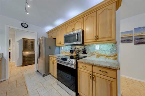 3 Birdie Lane, Palm Harbor FL - photo 15 of 57
