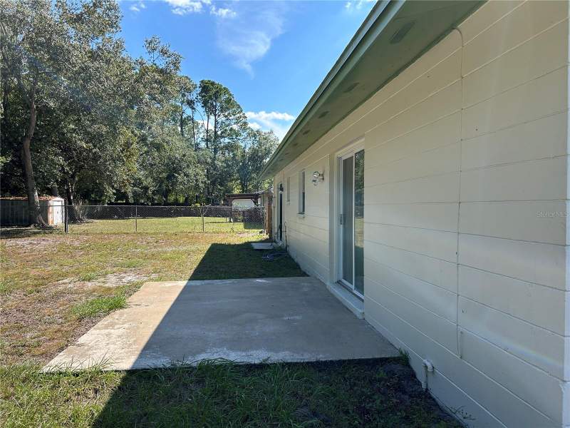 3 bedroom Single Family Residence at 5823 NW 26th Street, Northwood Pines, Gainesville — photo 4