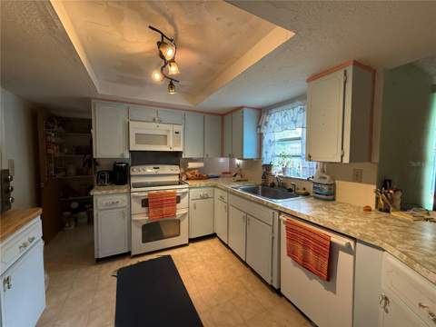 7301 San Carlos Drive, Port Richey FL - photo 15 of 36