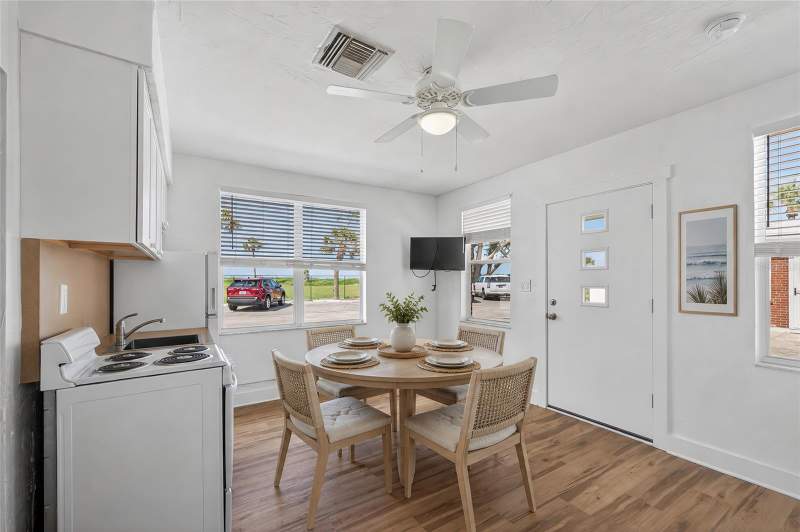 1 bedroom Condominium at 908 Villas Drive #31, Venice Villas, Venice — photo 5