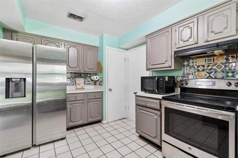 5934 NW 30th Terrace, Gainesville FL - photo 8 of 25