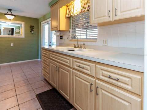 6155 Illinois Avenue, New Port Richey FL - photo 6 of 28