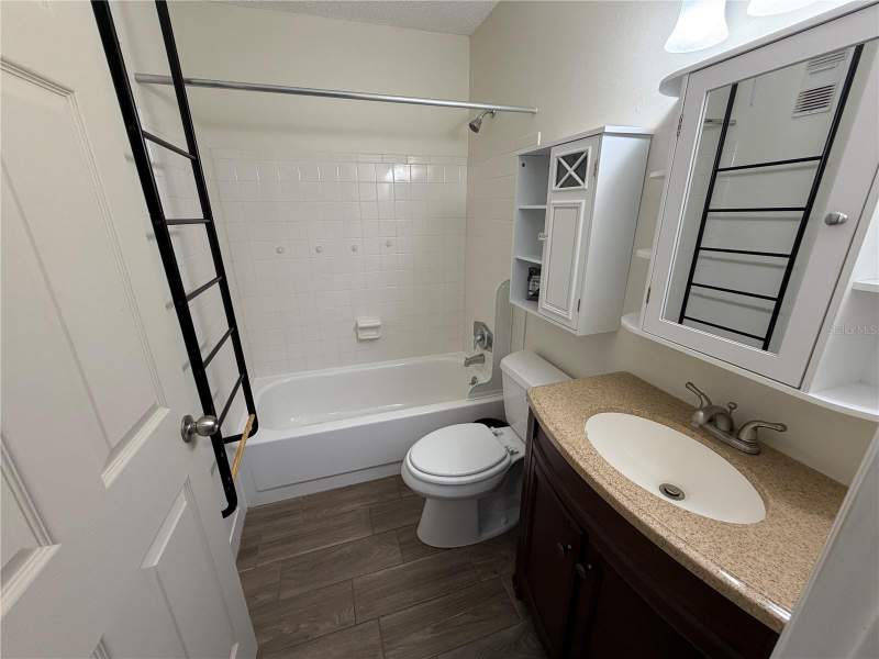 2 bedroom Condominium at 5967 Terrace Park Drive #104, Terrace Park Of Five Towns, St Petersburg — photo 3