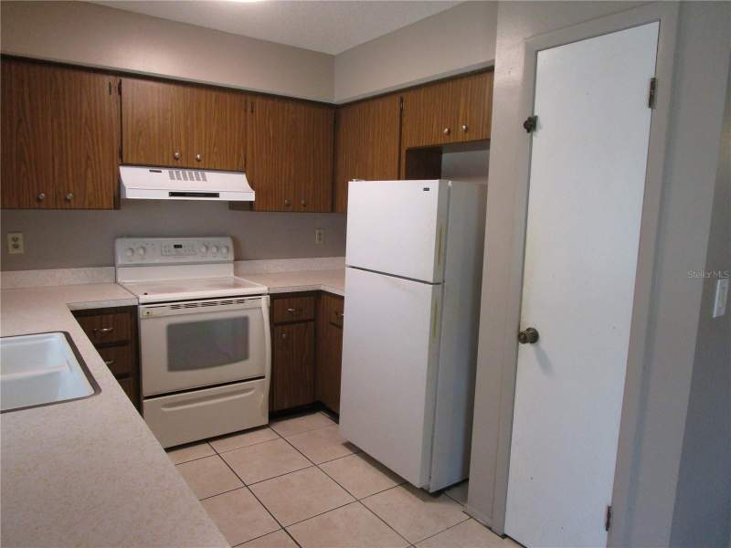 3 bedroom Single Family Residence at 10215 Hayward Road, Spring Hill, Spring Hill — photo 4