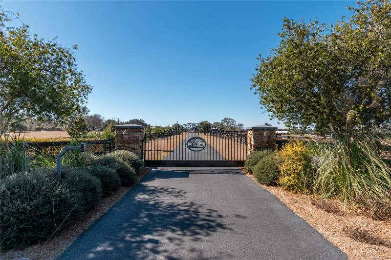 4 bedroom Farm at 12610 NW Gainesville Road, Reddick, Reddick — photo 5