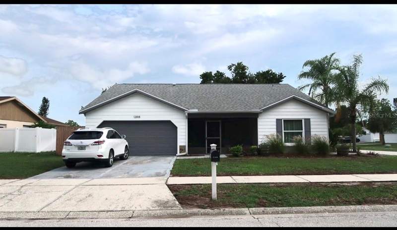 2 bedroom Single Family Residence at 12818 Tallowood Drive, Summerfield Village 1 Tr 26, Riverview — photo 2