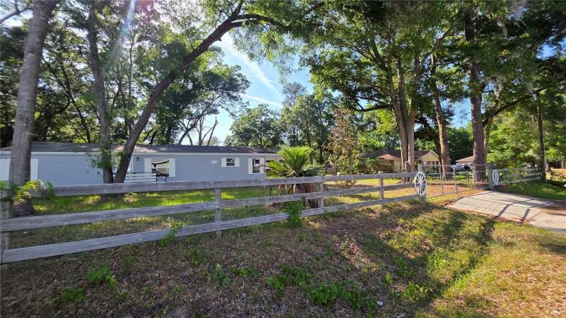 3 bedroom Manufactured Home at 4880 NW 60th Terrace, Ocala Park Estate, Ocala — photo 4