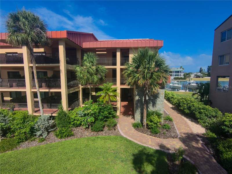 2 bedroom Condominium at 1060 Pinellas Bayway #106, Cove On The Gulf Condo, Tierra Verde — photo 4