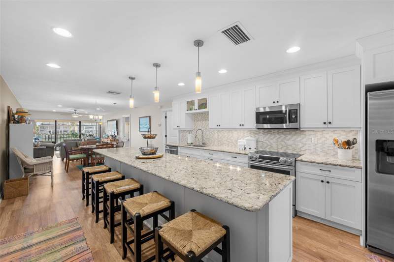 2 bedroom Condominium at 4750 Brittany Drive #126, Villas On Point Brittany Condo, St Petersburg — photo 3