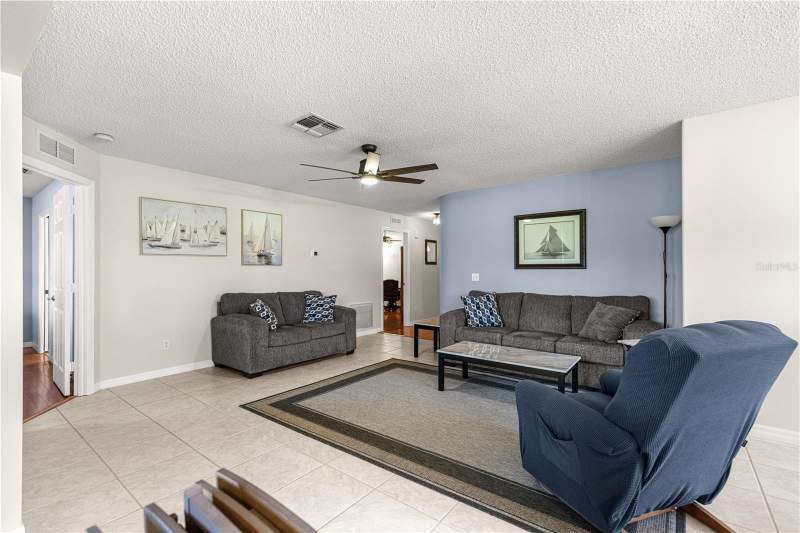 3 bedroom Single Family Residence at 9037 SW 91st Circle, On Top/The World Ph 01 A Sec 01, Ocala — photo 5