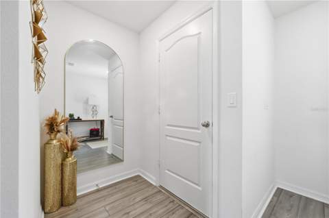 1675 Wynford Circle, Tavares FL - photo 9 of 47