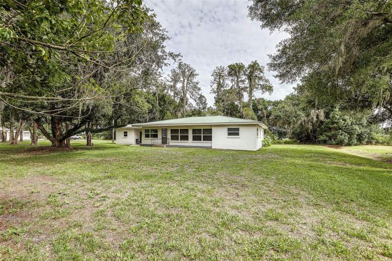 3 bedroom Single Family Residence at 5256 KNIGHTS STATION ROAD, WEBSTER & OMOHUNDRO SUB PB 3 PG 81, LAKELAND — photo 1