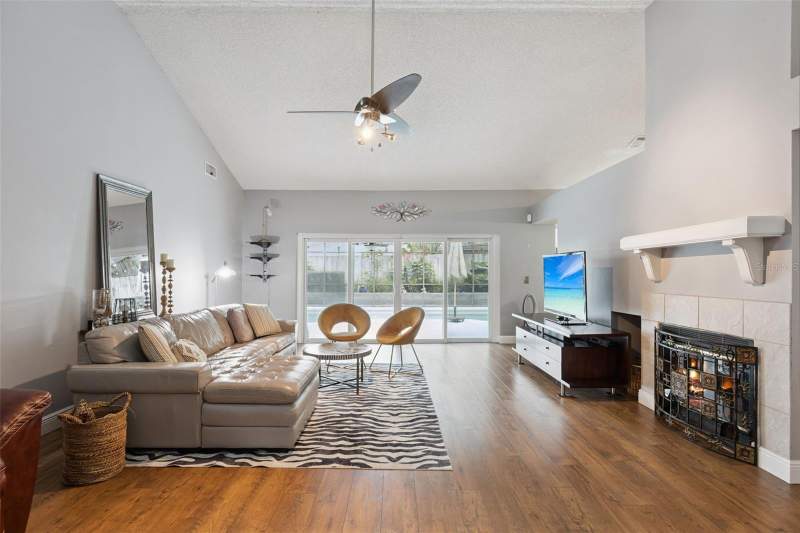 3 bedroom Single Family Residence at 680 TOMLINSON TERRACE, LAKEWOOD AT THE CROSSINGS UNIT 4, LAKE MARY — photo 2