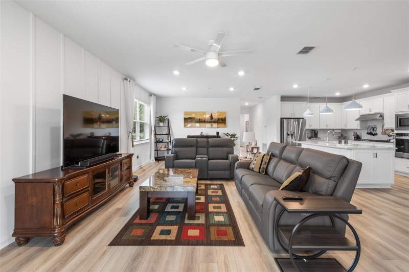 3 bedroom Single Family Residence at 783 Little Cloud Place, Valri Forest Ph 1 & 2, Valrico — photo 3