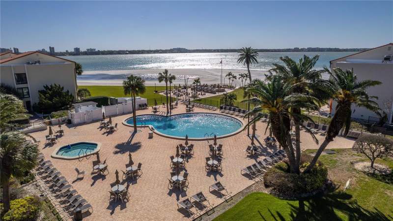 2 bedroom Condominium at 830 S Gulfview Boulevard #501, Clearwater Point 8 Tennis, Clearwater Beach — photo 2