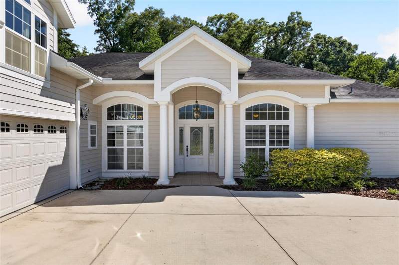 4 bedroom Single Family Residence at 26807 SW 20th Place, Newberry, Newberry — photo 3
