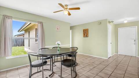 3266 Peace Pipe Drive, Kissimmee FL - photo 7 of 32