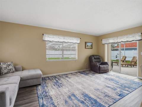 9122 Dupont Avenue, Spring Hill FL - photo 10 of 56