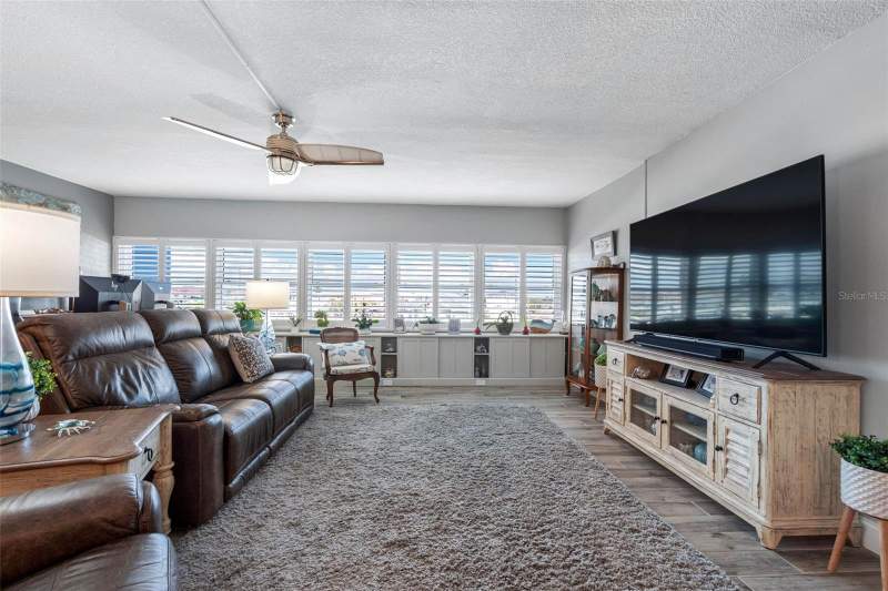 2 bedroom Condominium at 17400 Gulf Boulevard #I3, Tower Isle Condo, Redington Shores — photo 5