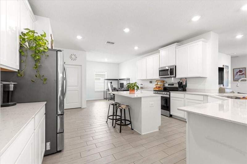 4 bedroom Single Family Residence at 3889 NE 33rd Terrace, Millwood Estates, Ocala — photo 5