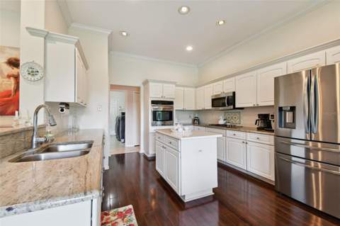 10502 Castleford Way, Tampa FL - photo 12 of 41