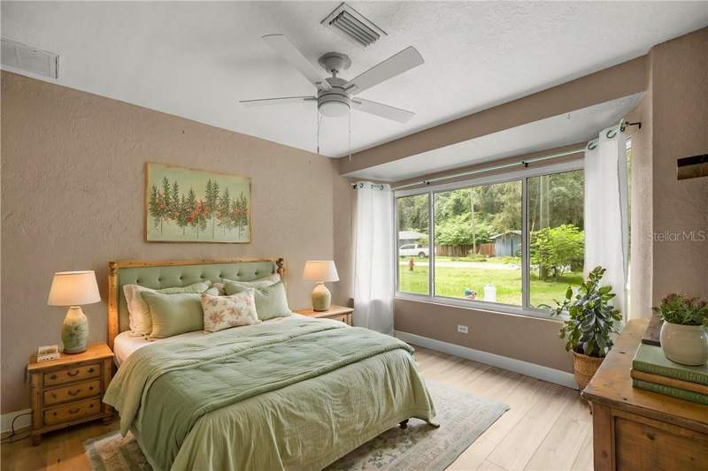 3 bedroom Single Family Residence at 2021 NW 13th Avenue, Crystal River, Crystal River — photo 4