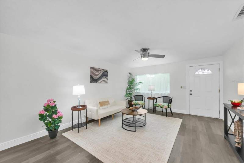 3 bedroom Single Family Residence at 650 Timber Bay Circle, Shoreview Ph 2, Oldsmar — photo 4