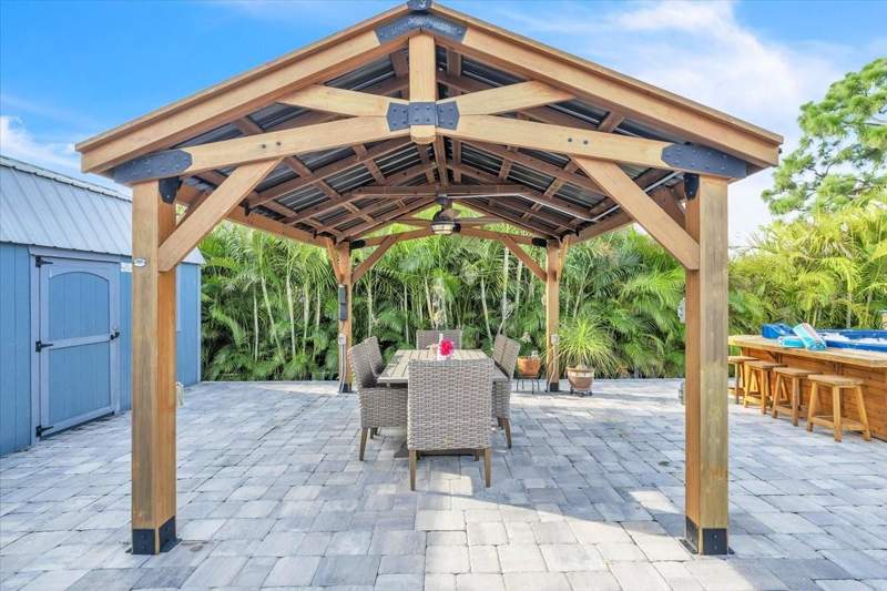4 bedroom Single Family Residence at 3233 NW 21st Street, Cape Coral, Cape Coral — photo 5
