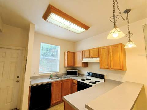 3521 SW 30th Way #104, Gainesville FL - photo 14 of 49