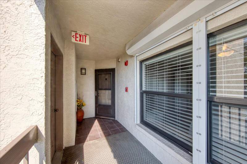2 bedroom Condominium at 1324 Pasadena Avenue #201, Pasadena Cove Condo, South Pasadena — photo 2