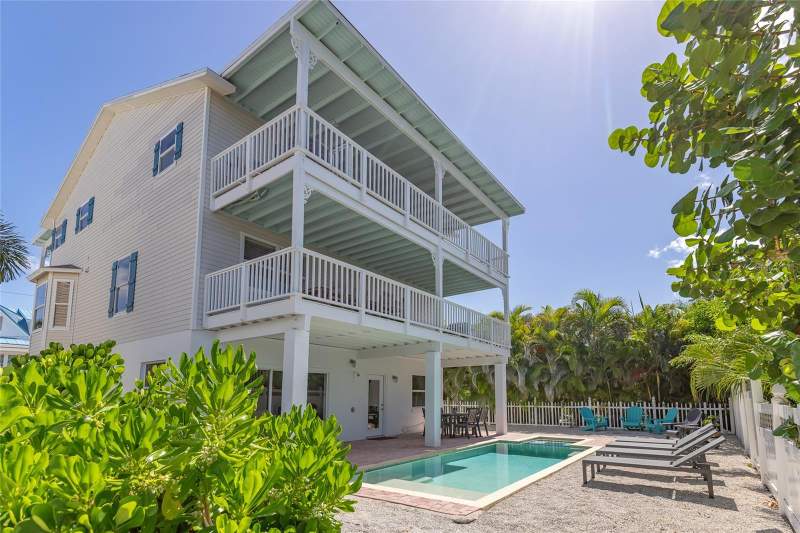 4 bedroom Single Family Residence at 607 S Bay Boulevard, Wells Bay Harbor Sec A, Anna Maria — photo 5