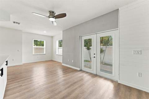 4363 Tyler Circle, St Petersburg FL - photo 10 of 45