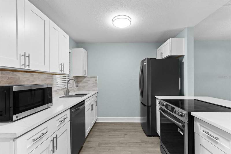 1 bedroom Condominium at 17035 Gulf Boulevard #116, El Mar Condo, North Redington Beach — photo 4