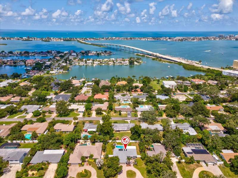 4 bedroom Single Family Residence at 118 Live Oak Lane, Harbor Bluffs Sec 1, Largo — photo 3