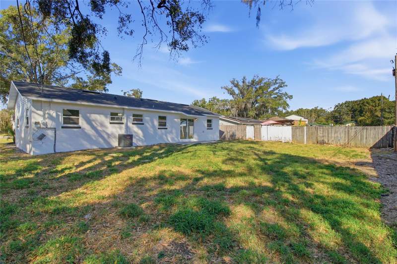 4 bedroom Single Family Residence at 2575 Edmond Circle, Sun Acres, Auburndale — photo 3