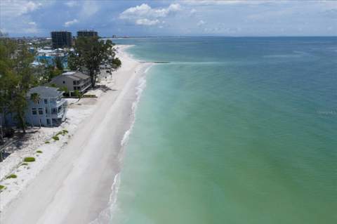 8405 Bayshore Drive, Treasure Island FL - photo 13 of 53