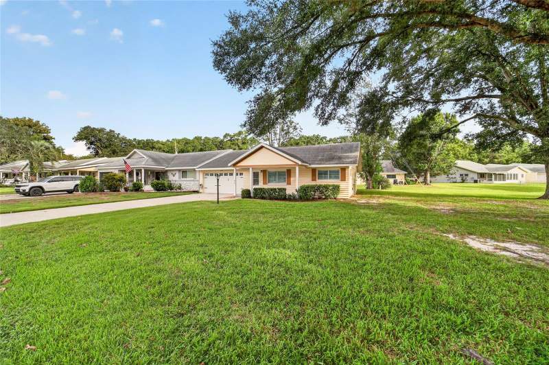 2 bedroom Villa at 8625 SW 94th Street #G, On Top Of The World, Ocala — photo 4