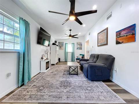 7110 S Mascotte Street, Tampa FL - photo 10 of 40
