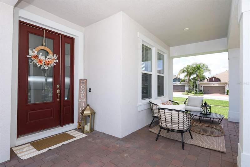 5 bedroom Single Family Residence at 2010 Boss Hewett Street, Hull Island/Oakland Ph 2, Winter Garden — photo 4