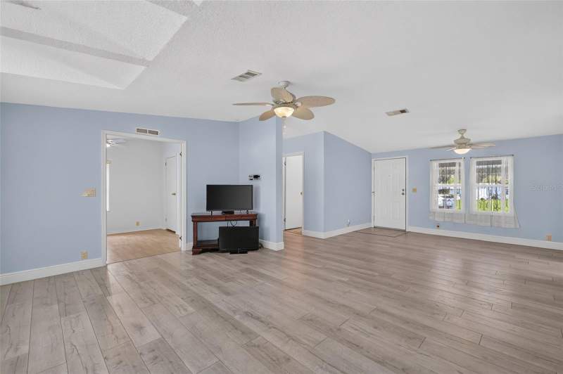 3 bedroom Manufactured Home at 9574 SE 166th Place, Hilltop Estate, Summerfield — photo 4