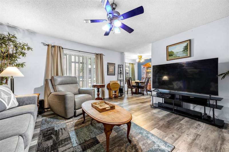 1 bedroom Condominium at 341 S McMullen Booth Road #147, Tradewinds Condo, Clearwater — photo 3