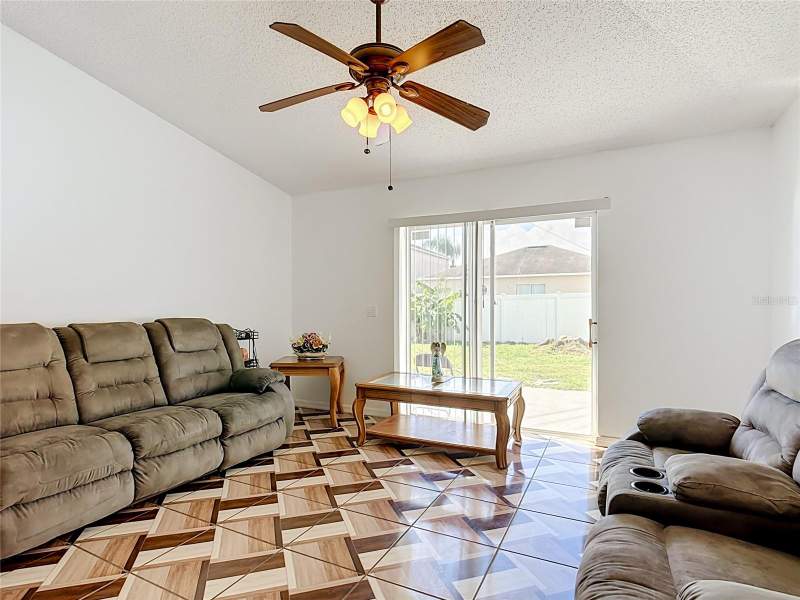 4 bedroom Single Family Residence at 2622 Hunley Loop, Eagle Bay Ph 1, Kissimmee — photo 4