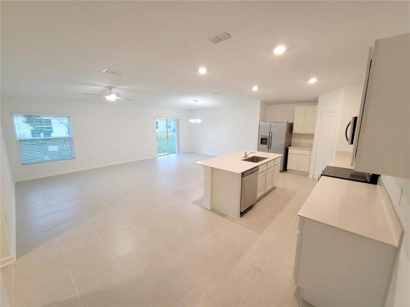 5 bedroom Single Family Residence at 3007 Totem Road, Ranches/Lk McLeod I, Eagle Lake — photo 4