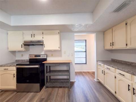 391 Harvard Road, Venice FL - photo 11 of 30