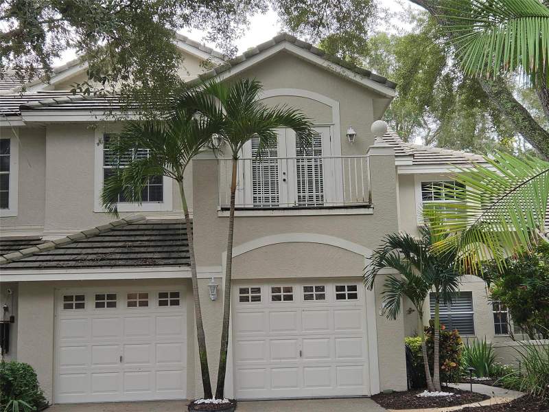 3 bedroom Townhouse at 450 Date Palm Court, Placido Bayou, St Petersburg — photo 2